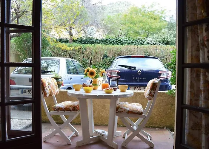 Apartman Avec Terrasse, Parking, A 500m De La - - Fr-1-251-66 Le Lavandou